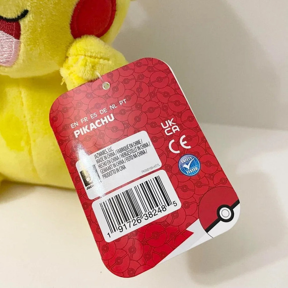 Pokemon Pikachu Plush Winter Holiday Christmas Edition Santa Hat Stars 8 Inch - Picture 5 of 16